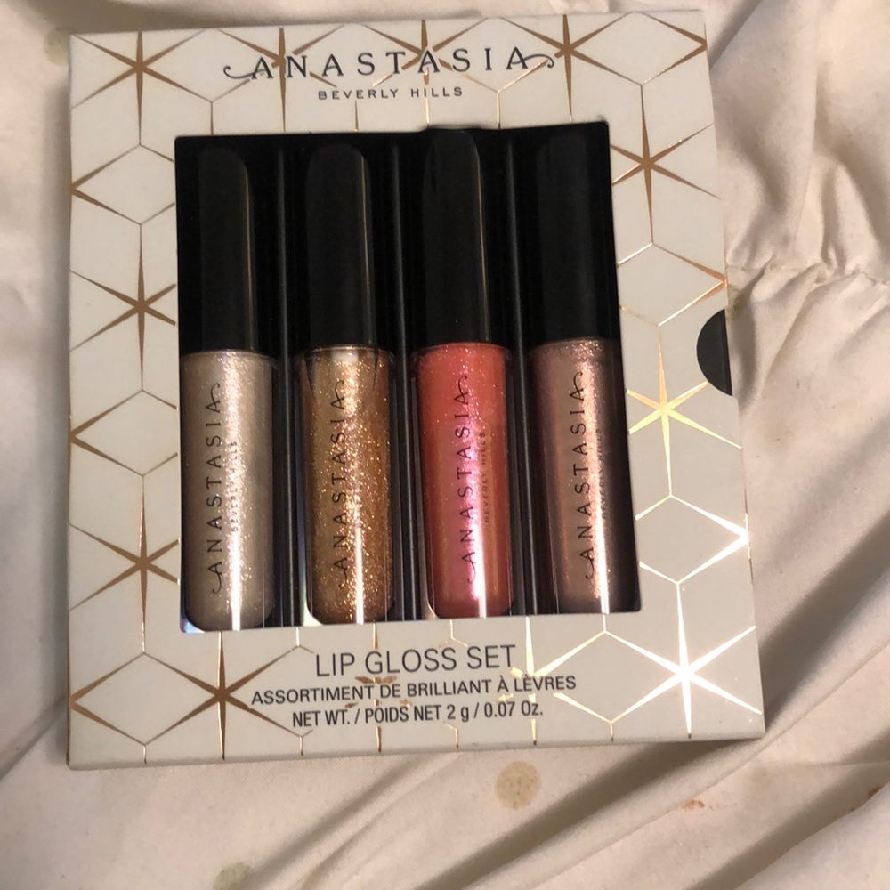 Lip glosses new never used gift set